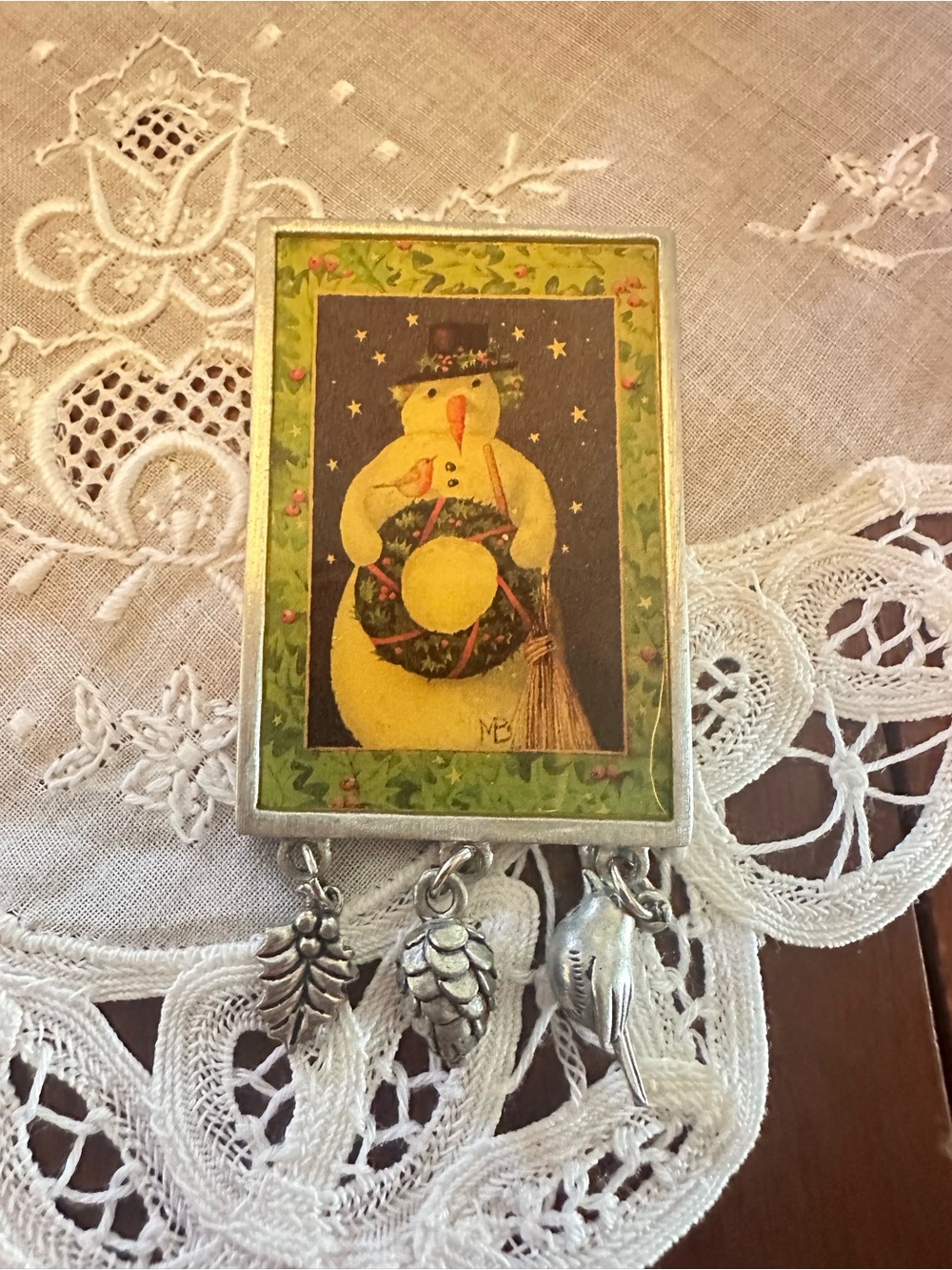 1999 Hallmark Marjolein Bastin Snowman Charm Brooch Pin